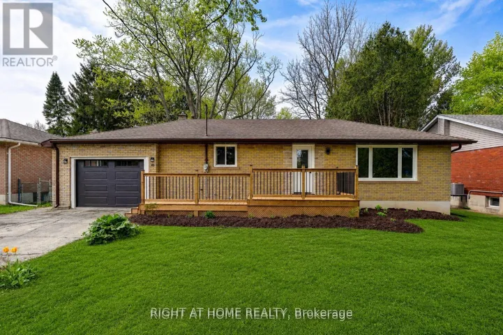 10 VINEDEN DRIVE, Central Elgin (Lynhurst), Ontario N5P2M6