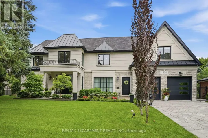 1544 LOCHLIN TRAIL, Mississauga (Mineola), Ontario L5G3V7