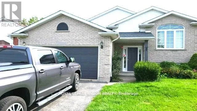 MAIN - 8001 WOODSVIEW CRESCENT, Niagara Falls (Ascot), Ontario L2H3E9