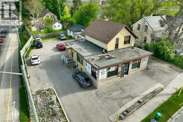 183 LOUISA Street, Kitchener, Ontario N2H5M4