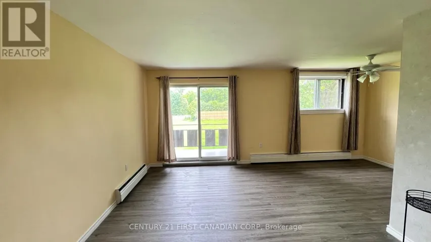 207 - 1830 DUMONT STREET, London East (East H), Ontario N5W2S1