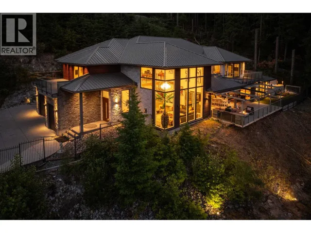 1083 UPLANDS DRIVE, Anmore, British Columbia V3H5G6