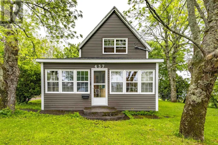 437 Cabot Street, Ashby, Nova Scotia B1P4G8