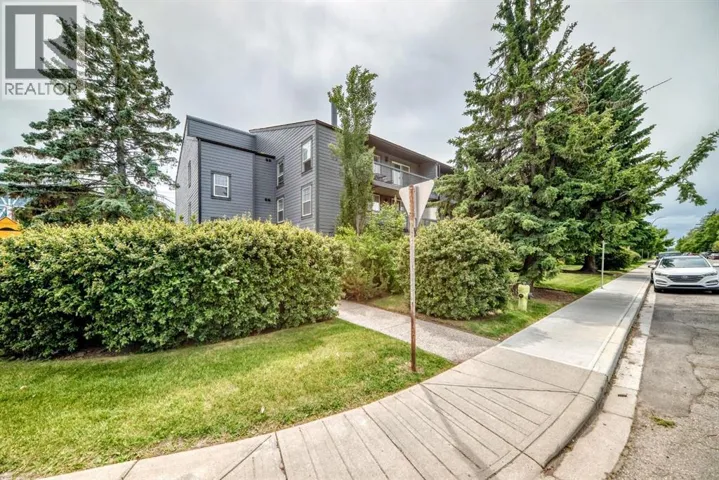 304, 1301 17 Avenue NW, Calgary, Alberta T2M0R2