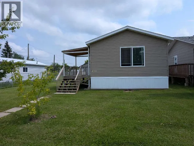 4915 1 Street, Donnelly, Alberta T0H1G0