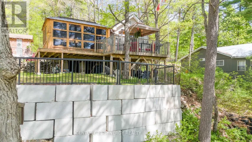 664 RABY ROAD, Tay Valley, Ontario K0H2B0