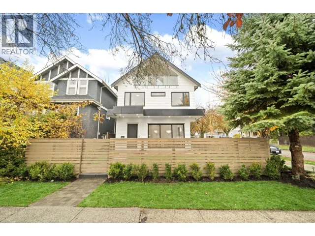 1095 E 14TH AVENUE, Vancouver, British Columbia V5T2P1
