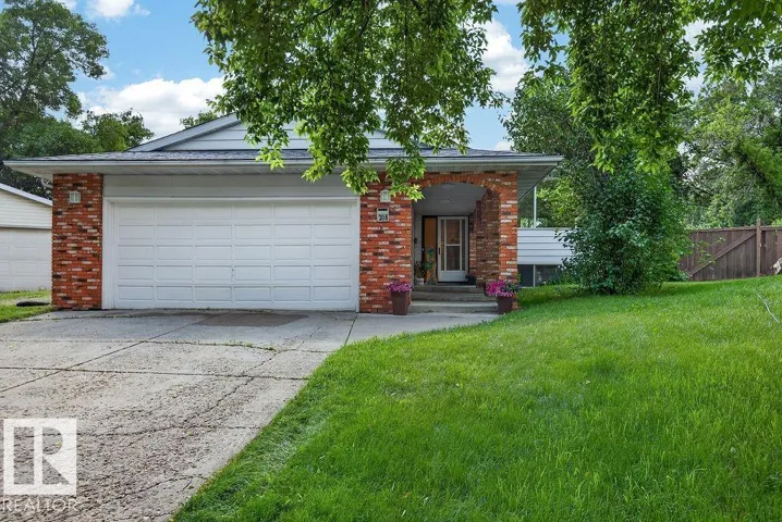 #B 20 SEYMORE CR, St. Albert, Alberta T8N0K9