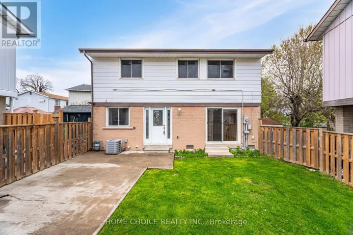 2 HUNT CLUB DRIVE, Brampton (Central Park), Ontario L6S1S2