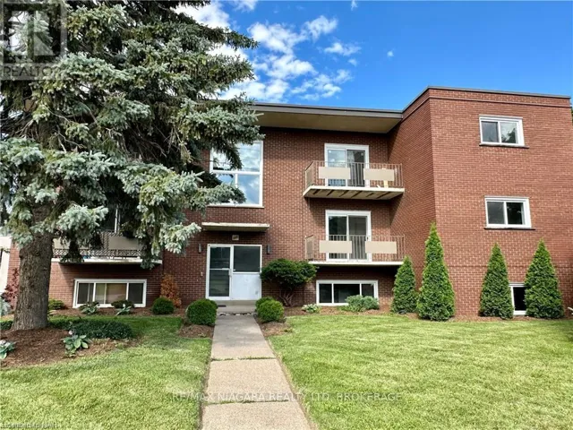 7 - 286 VINE STREET, St. Catharines (Carlton/Bunting), Ontario L2M4T3