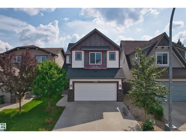1227 SECORD LANDING LD NW, Edmonton, Alberta T5T4N3