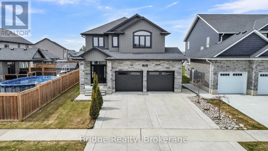 256 TAMARACK BOULEVARD, Woodstock (Woodstock - North), Ontario N4S0E2