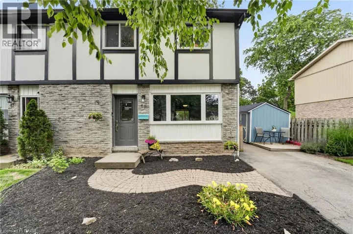 49 BIRCHPARK Drive, Grimsby, Ontario L3M4M9