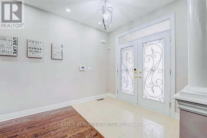 20 MAYBECK DRIVE, Brampton (Credit Valley), Ontario L6X0Z1