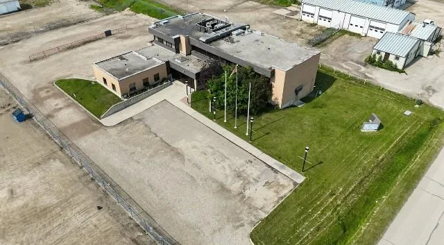 5116 Industrial Rd, Drayton Valley, Alberta T7A1R1