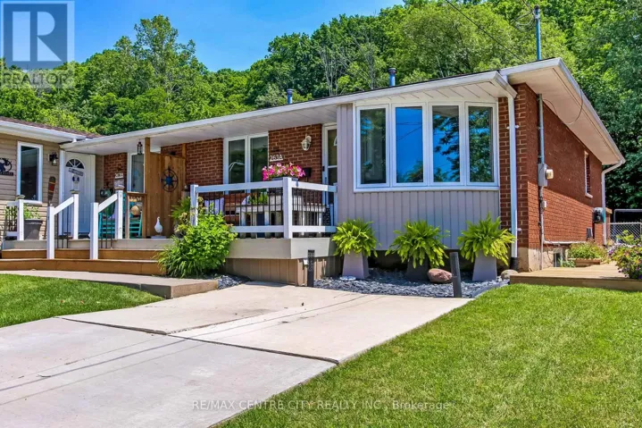 A - 263 FRANCES STREET, Central Elgin (Port Stanley), Ontario N5L1A8