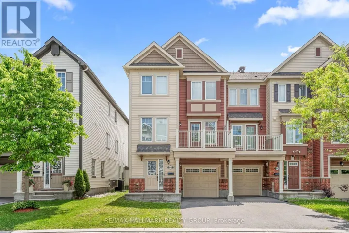 404 ROSINGDALE STREET, Ottawa, Ontario K2R1G9