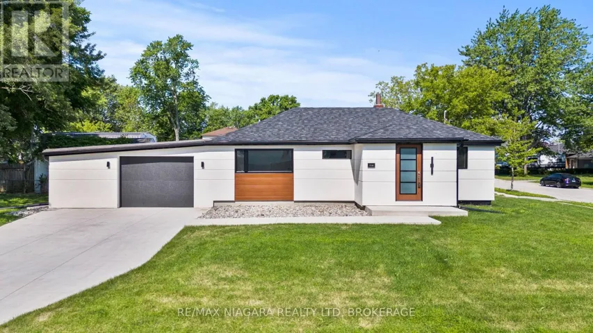 150 DOUGLAS STREET, Fort Erie (Central), Ontario L2A3W9