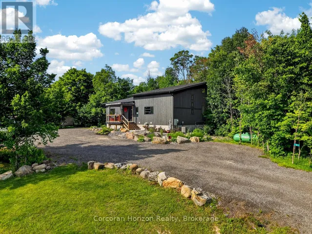 9 SILVER BIRCH CIRCLE N, McKellar, Ontario P2A0B5