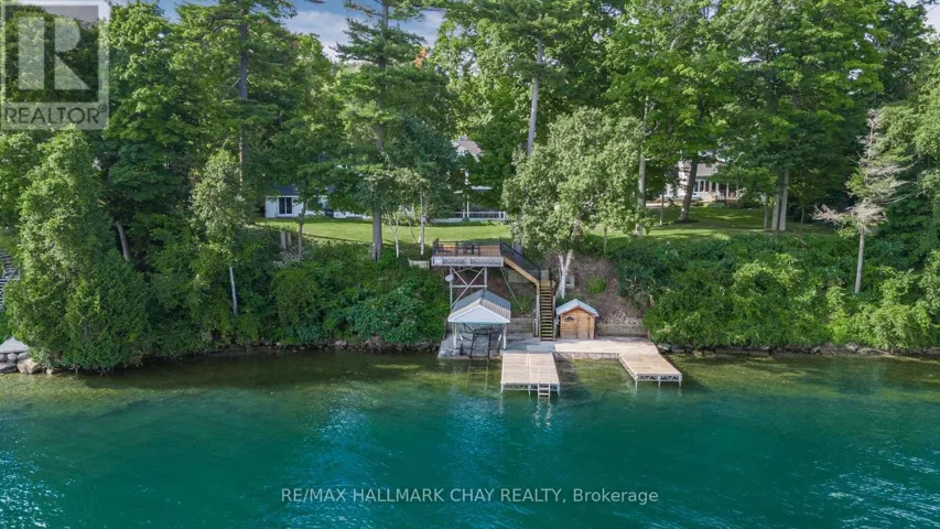 209 BAY STREET, Oro-Medonte (Shanty Bay), Ontario L0L2L0