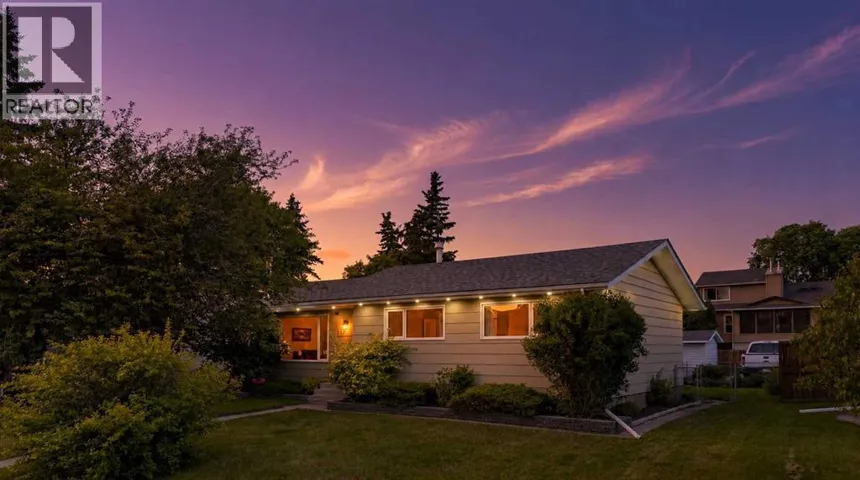 127 Thomas Place, Strathmore, Alberta T1P1C3