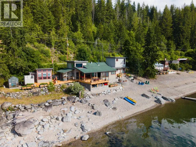 1726 31 Highway, Queens Bay, British Columbia V0B1M1