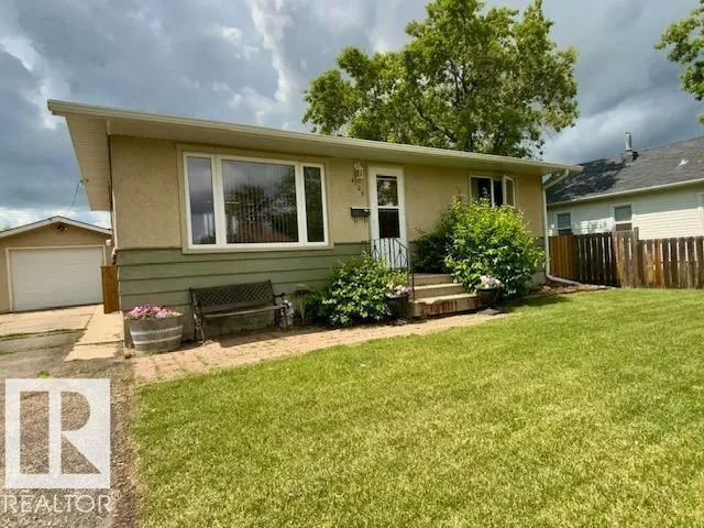 4106 51A ST, Wetaskiwin, Alberta T9A1L8