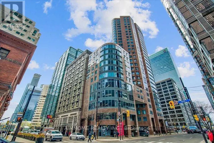 207 - 33 UNIVERSITY AVENUE, Toronto (Bay Street Corridor), Ontario M5J2S7