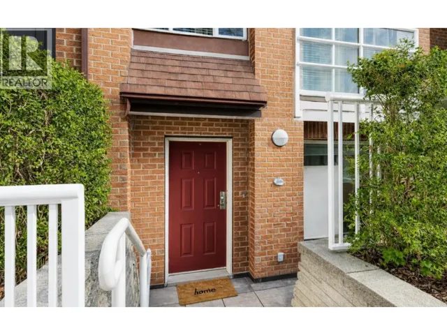 206 2071 W 42ND AVENUE, Vancouver, British Columbia V6M2B4