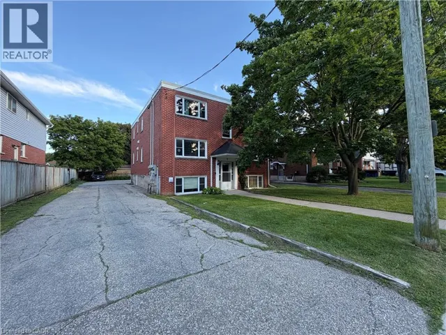 9 MARTIN Avenue Unit# 5, Cambridge, Ontario N1R3A3