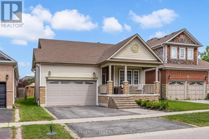 85 DARIUS HARNS DRIVE, Whitby (Brooklin), Ontario L1M2G2