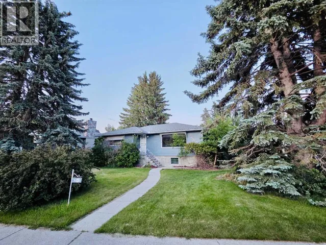 4308 2 Street NW, Calgary, Alberta T2K0Z1