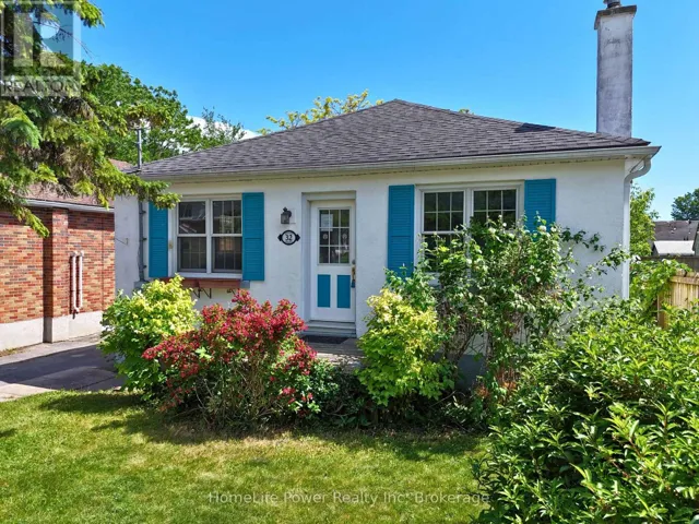 32 DUNLOP STREET, Kingston (Central City East), Ontario K7L1L2