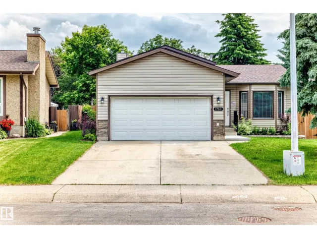 1763 48A ST NW, Edmonton, Alberta T6L2Y2