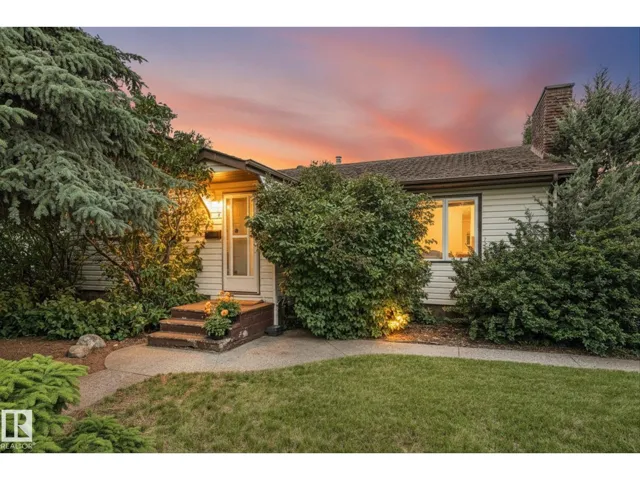 15612 83 AV NW, Edmonton, Alberta T5R3T7