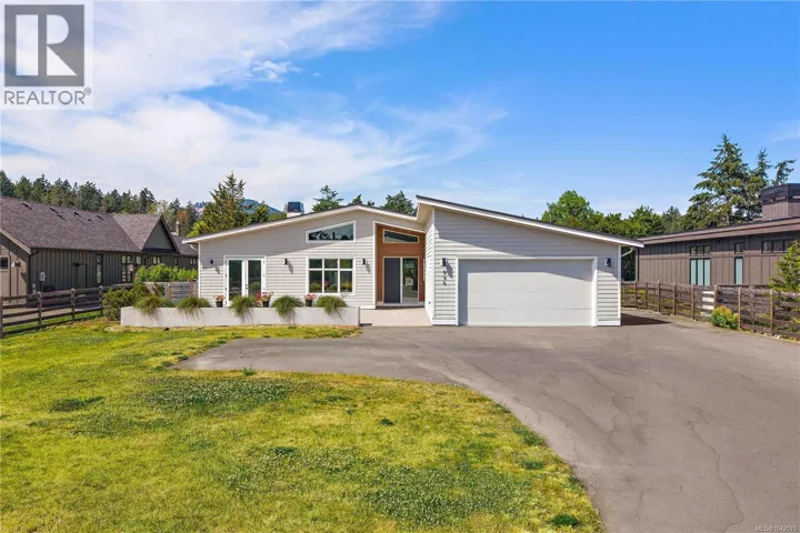 846 Birch Rd, North Saanich, British Columbia V8L5R9