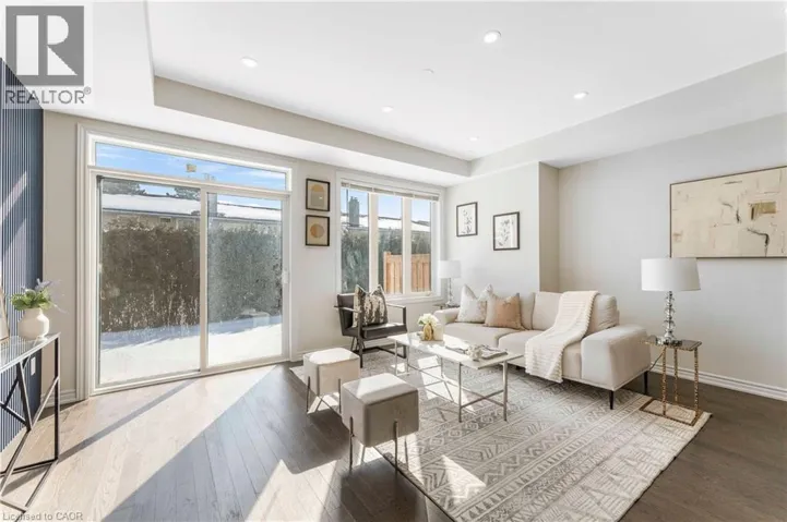 1426 OAKMONT Common, Burlington, Ontario L7P0V8