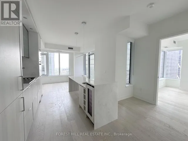 3307 - 11 YORKVILLE AVENUE, Toronto (Annex), Ontario M4W1L2
