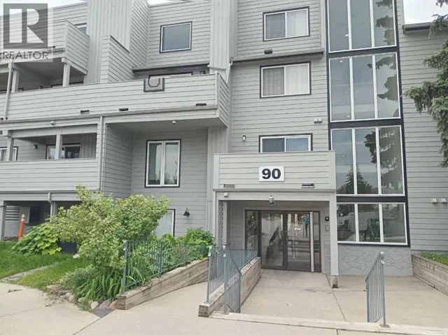 4172, 90 Glamis Drive SW, Calgary, Alberta T3E6T8