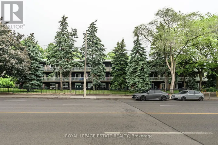 309 - 123 WOODBINE AVENUE, Toronto (The Beaches), Ontario M4L3V8