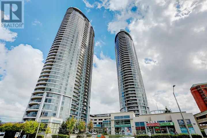 923 - 135 VILLAGE GREEN SQUARE, Toronto (Agincourt South-Malvern West), Ontario M1S0G4