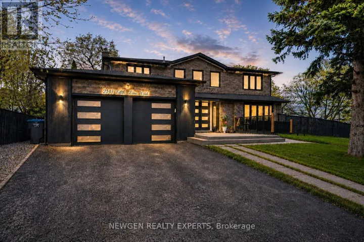 2147 FIFTH LINE W, Mississauga (Sheridan), Ontario L5K2K3