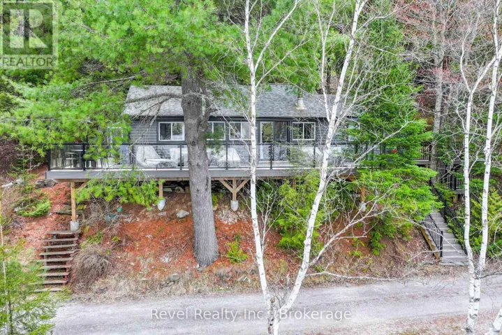 1129 LAKESHORE ROAD, Highlands East (Glamorgan), Ontario K0M1R0