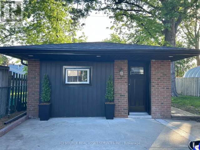 2 - 1911 FRANCOIS ROAD, Windsor, Ontario N8W4S9