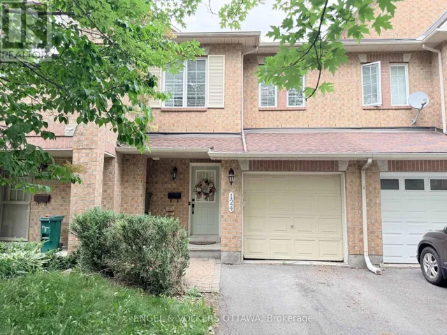 124 LANDOVER CRESCENT, Ottawa, Ontario K2M2W2