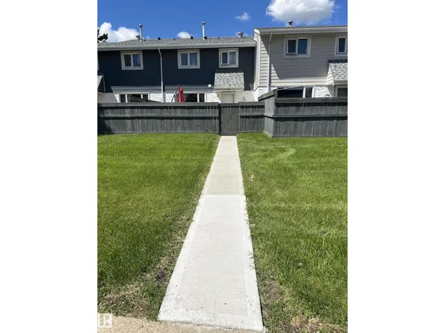 261 CALLINGWOOD TWO TW NW NW, Edmonton, Alberta T5T1A3