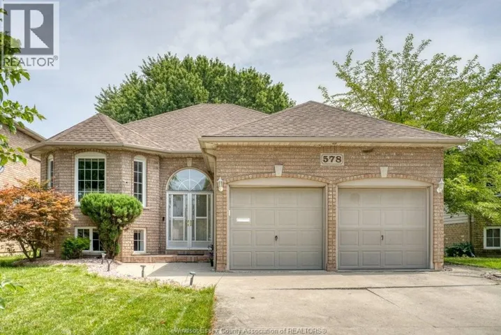 578 LAKEVIEW AVENUE, Windsor, Ontario N8P1E2