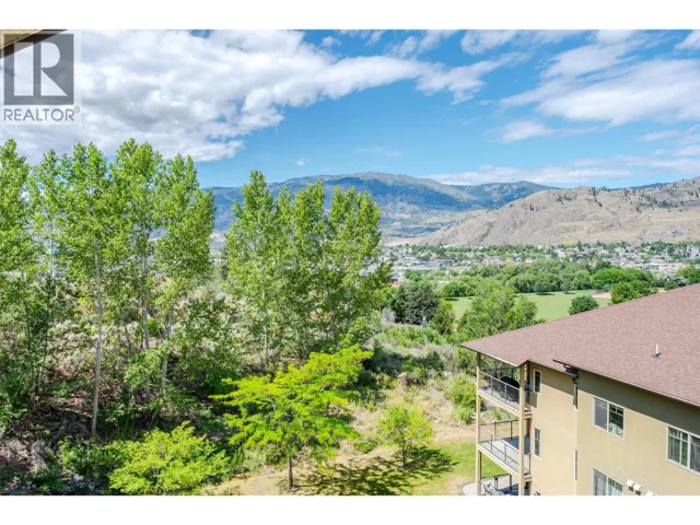 921 SPILLWAY Road Unit# 405B, Oliver, British Columbia V0H1T2