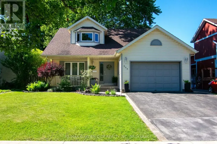 203 LEASIDE DRIVE, Welland (N. Welland), Ontario L3C6N4