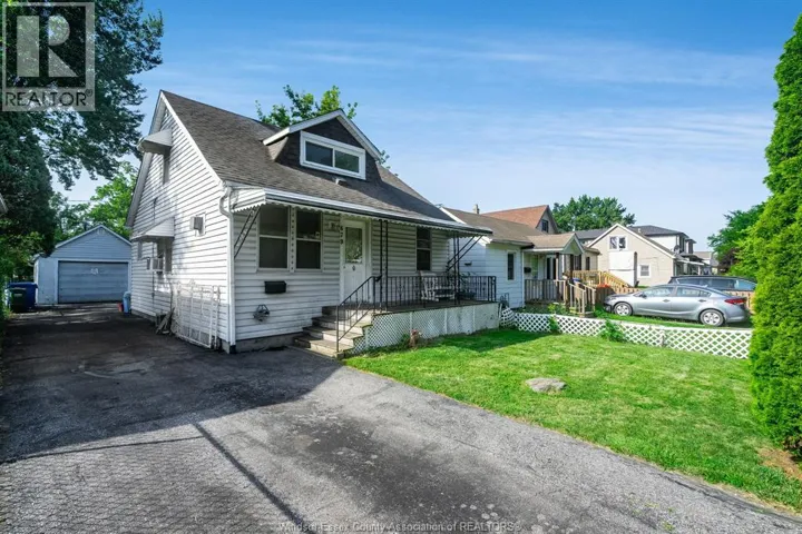 679 Stanley STREET, Windsor, Ontario N8X3B3